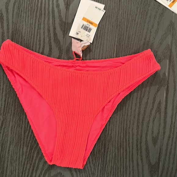 BECCA Swimsuit - New with tags 🌴🌴🏖🏖 - Picture 9 of 10